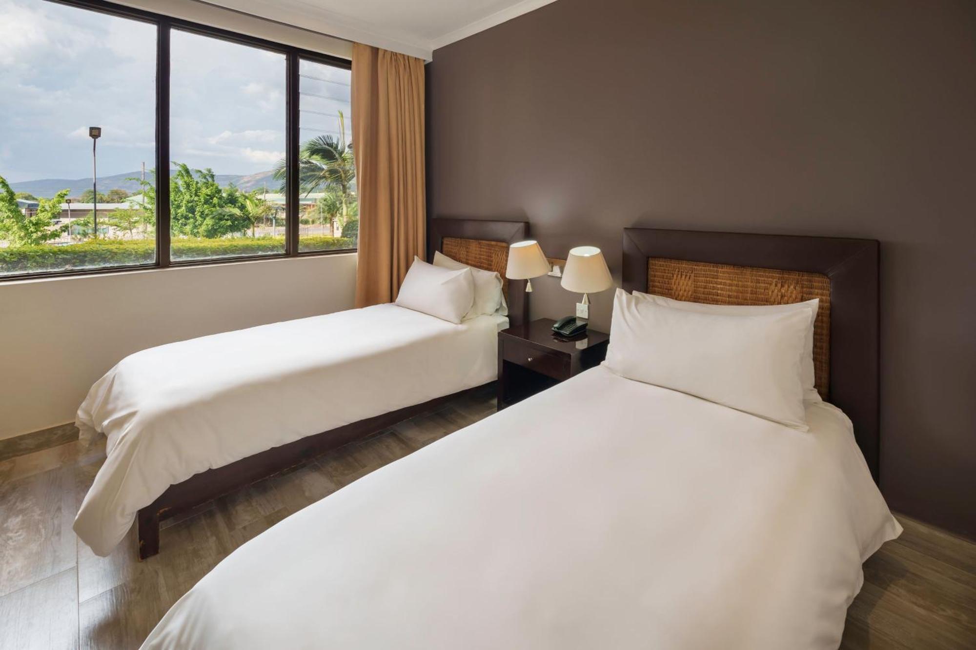 Protea Hotel By Marriott Chipata מראה חיצוני תמונה