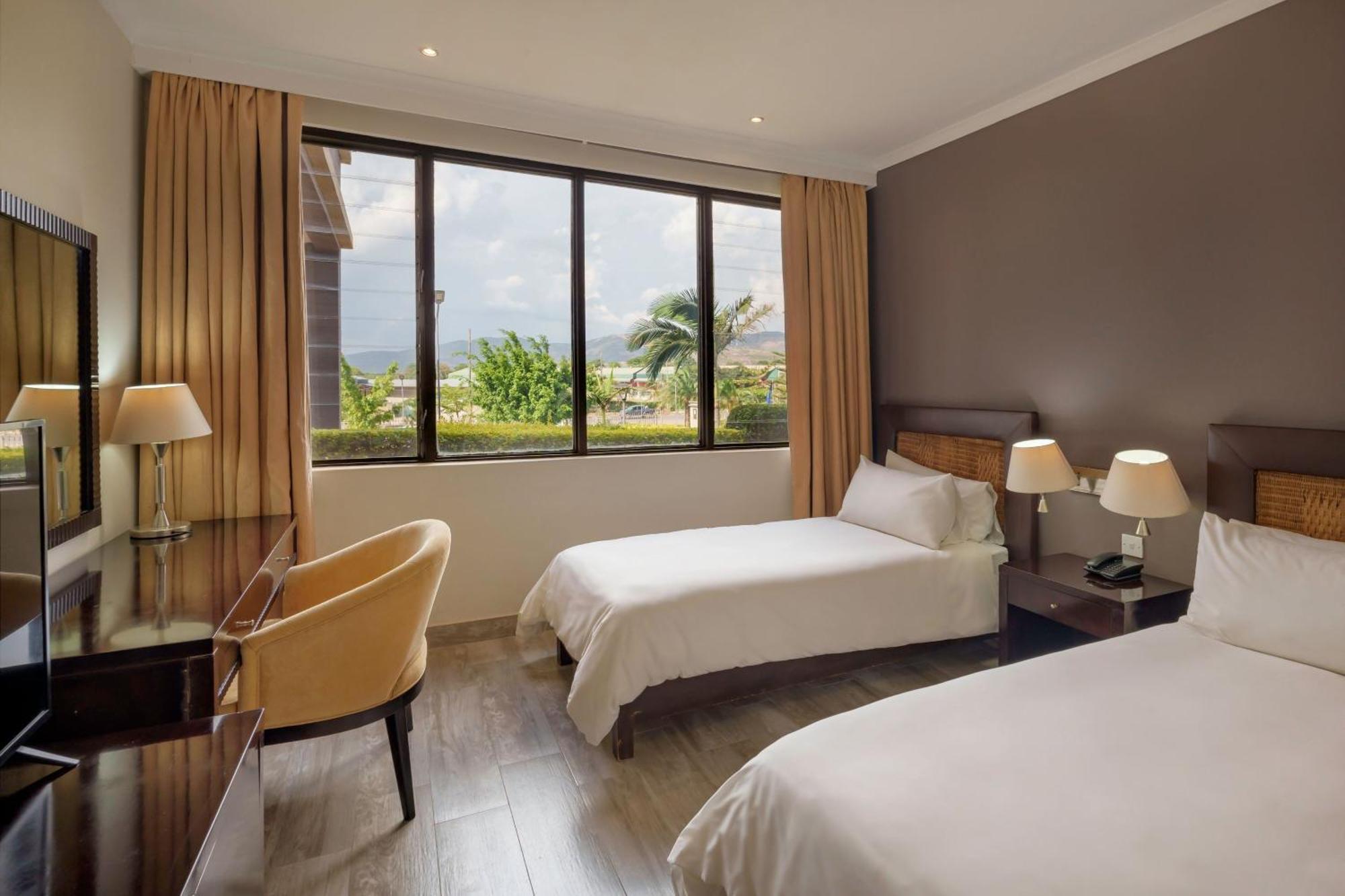 Protea Hotel By Marriott Chipata מראה חיצוני תמונה