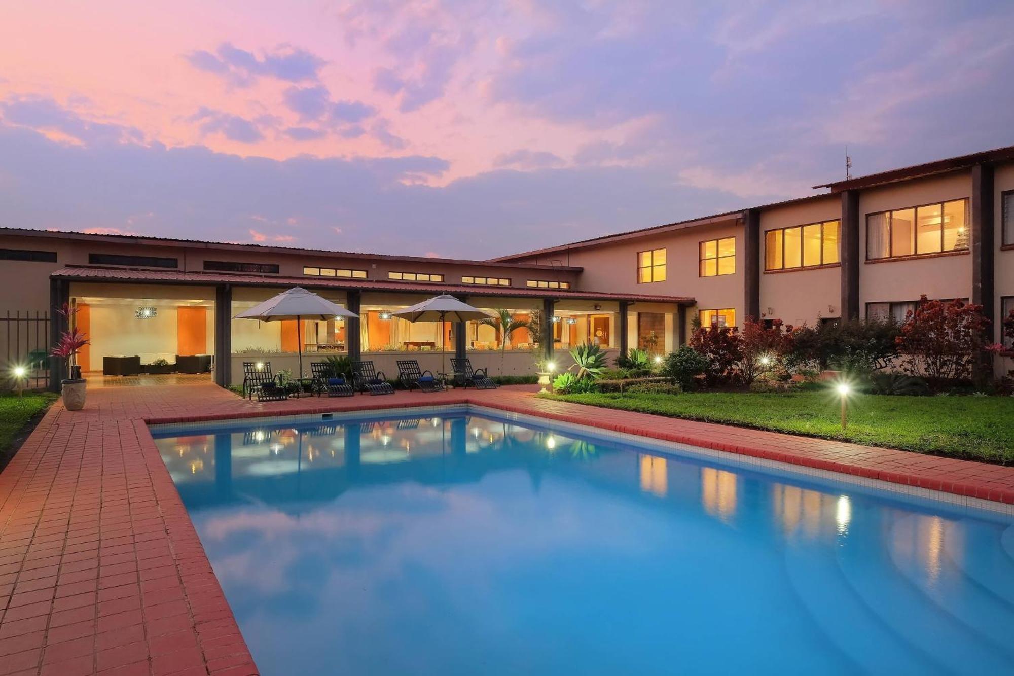 Protea Hotel By Marriott Chipata מראה חיצוני תמונה