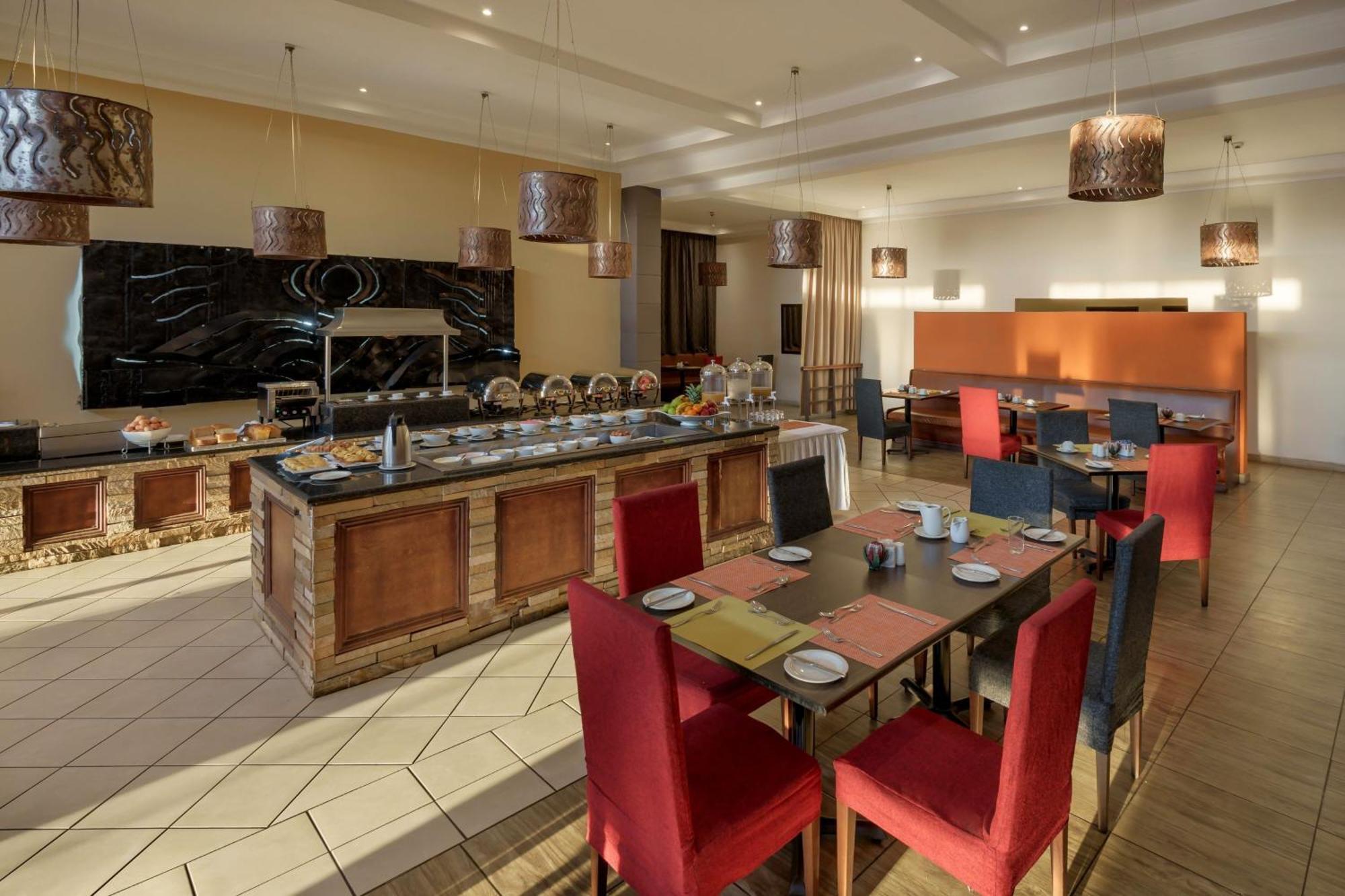 Protea Hotel By Marriott Chipata מראה חיצוני תמונה