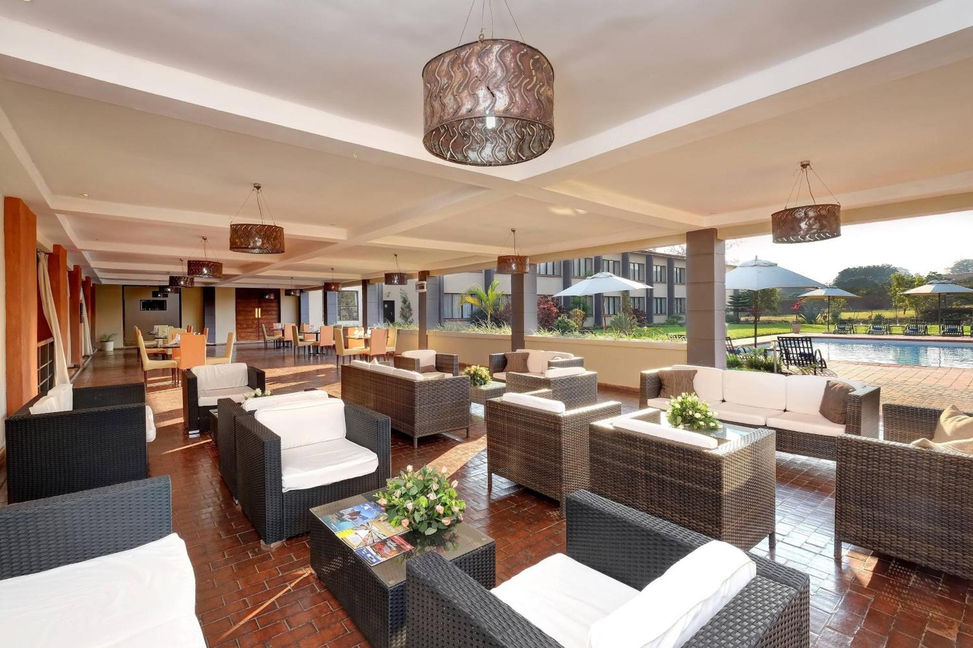 Protea Hotel By Marriott Chipata מראה חיצוני תמונה