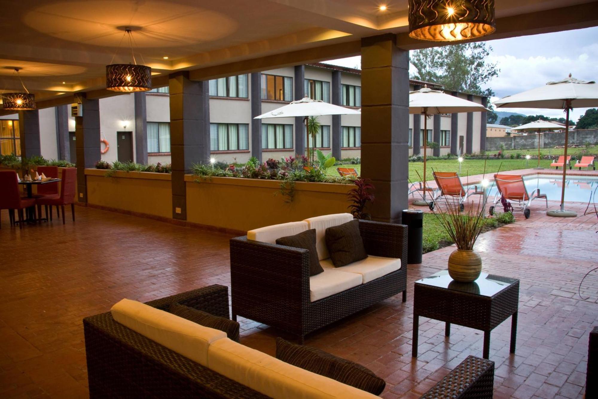 Protea Hotel By Marriott Chipata מראה חיצוני תמונה