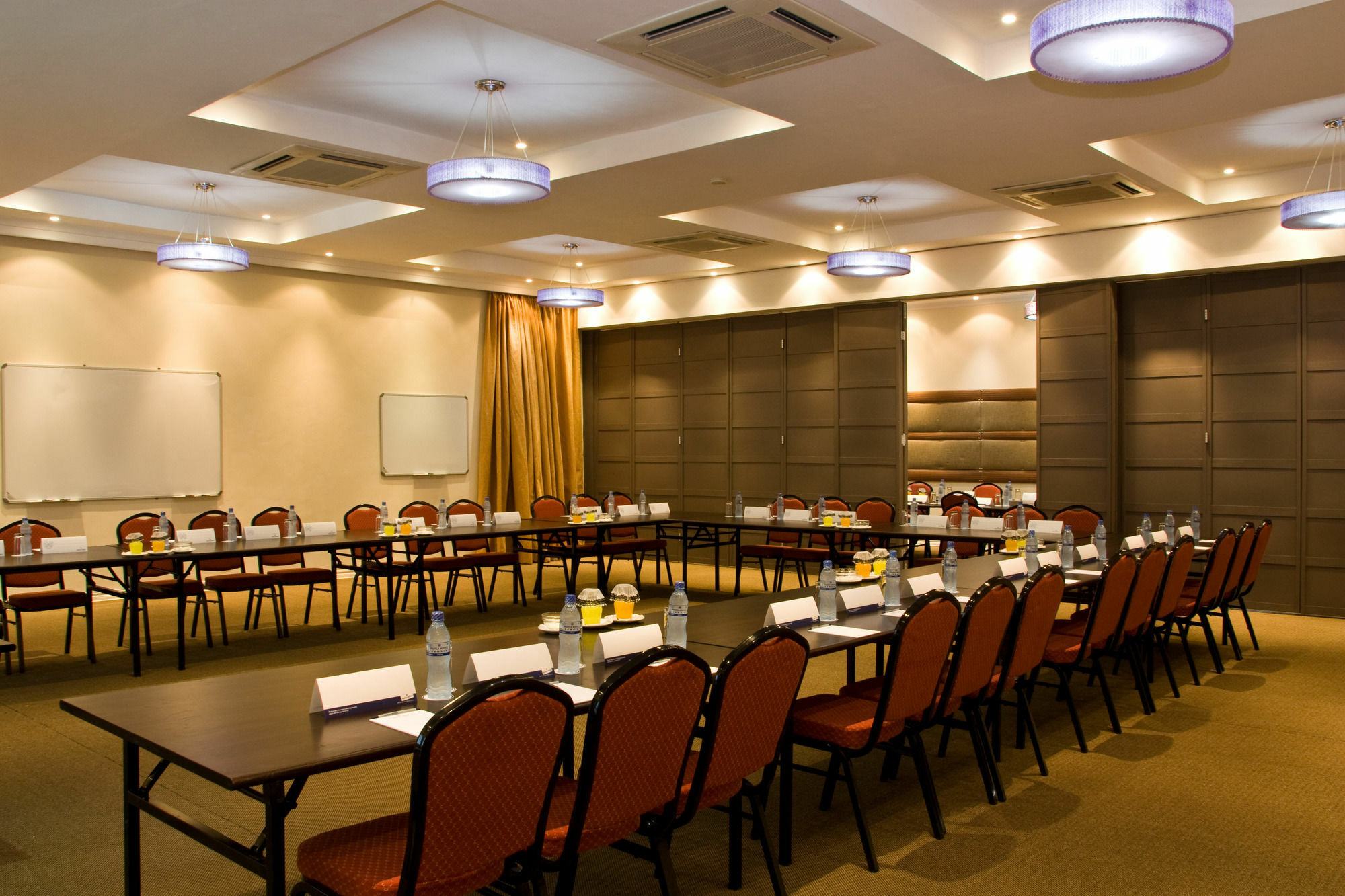 Protea Hotel By Marriott Chipata מראה חיצוני תמונה